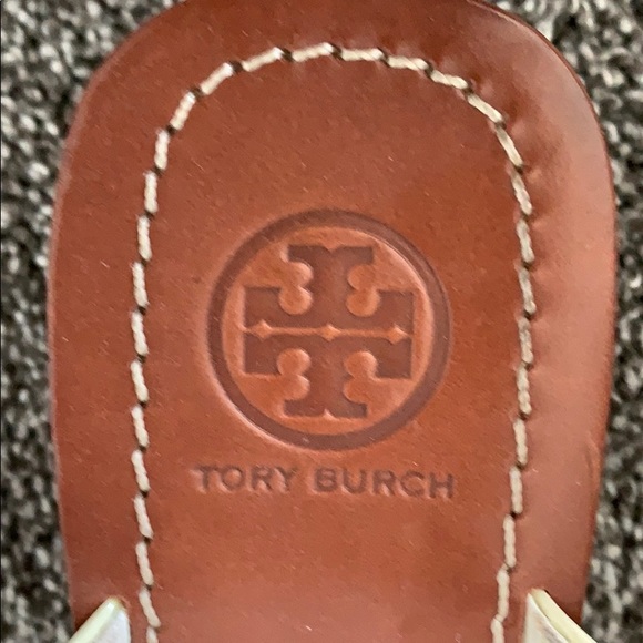 Shoes - Picture 3 of 4